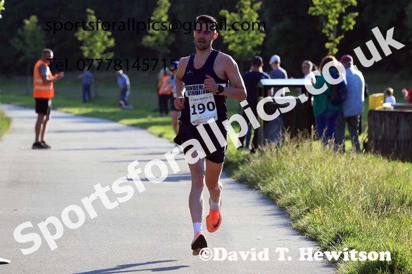 The 2024 Elswick Harriers Newburn River Run, Newcastle upon Tyne.  Photo: David T. Hewitson/Sports for All Pics